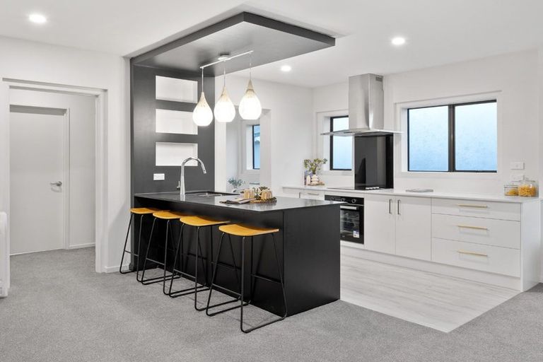 Photo of property in 86 Racecourse Road, Sockburn, Christchurch, 8042