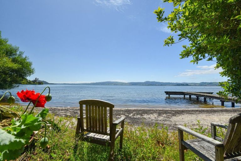 Photo of property in 133 Koutu Road, Kawaha Point, Rotorua, 3010