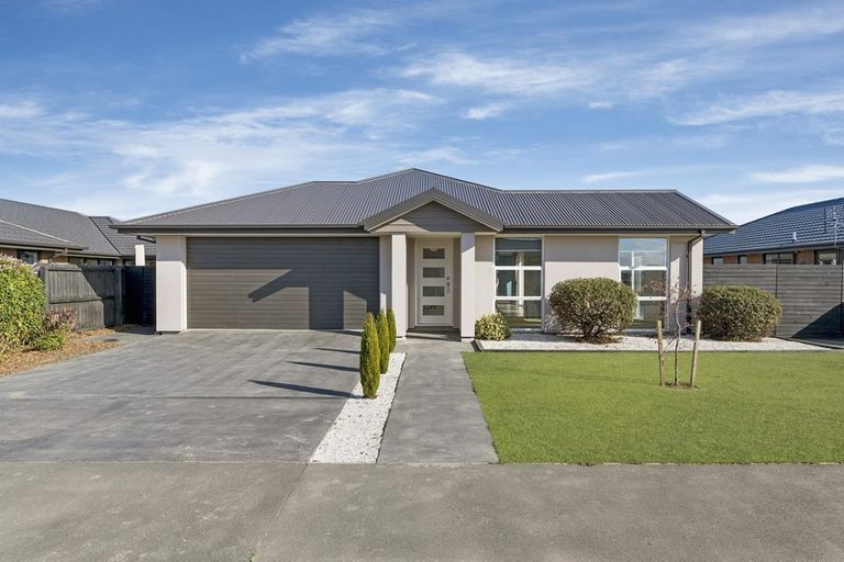 Photo of property in 4 Andesite Drive, Rolleston, 7614