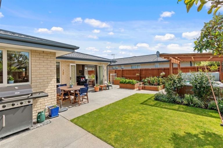 Photo of property in 39a Becmead Drive, Harewood, Christchurch, 8051