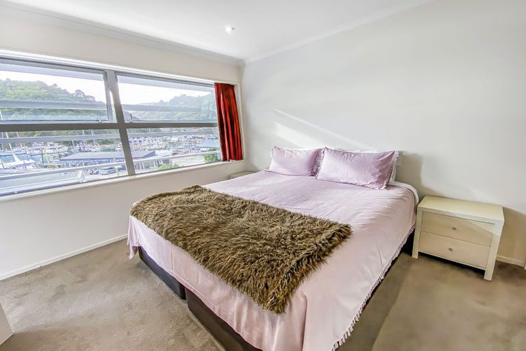 Photo of property in Oxleys Rock Apartments, 202/6 London Quay, Picton, 7220