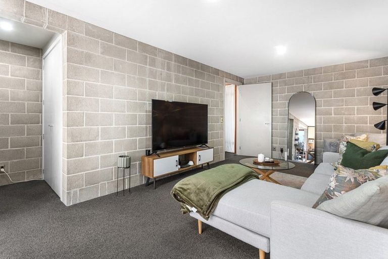 Photo of property in 4/868 Colombo Street, Christchurch Central, Christchurch, 8013