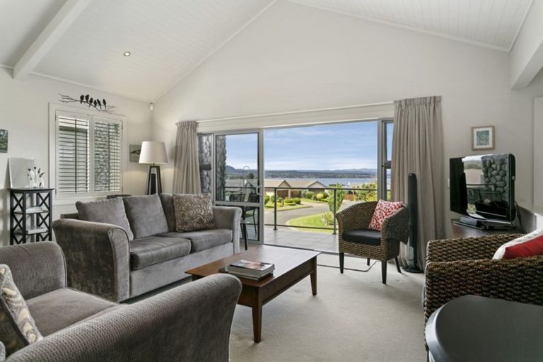 Photo of property in 37 The Circle, Nukuhau, Taupo, 3330