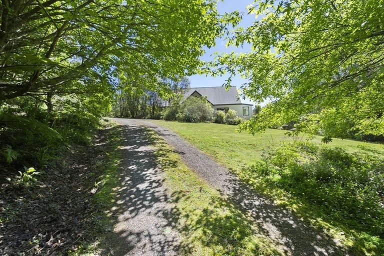 Photo of property in 562 Turitea Road, Turitea, Palmerston North, 4472