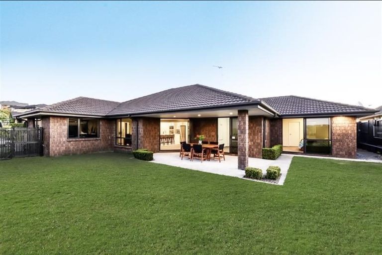 Photo of property in 10 Vantage Place, Flagstaff, Hamilton, 3210