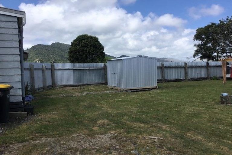 Photo of property in 94 Bright Street, Cobden, Greymouth, 7802