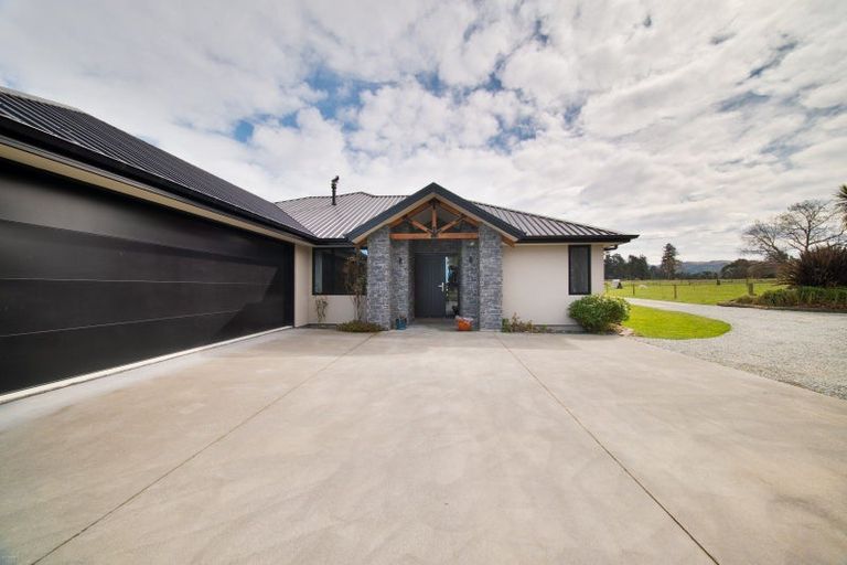 Photo of property in 673 Woodbury Road, Woodbury, Geraldine, 7991