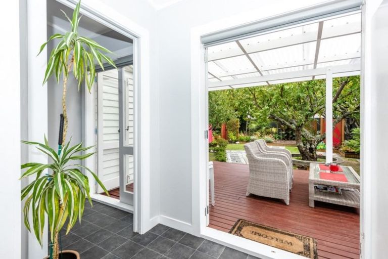 Photo of property in 33 Cobden Street, Westport, 7825