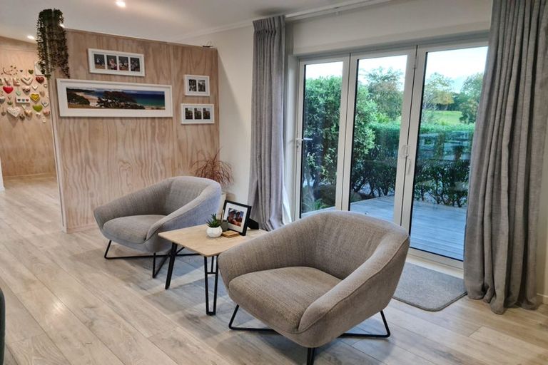 Photo of property in 114 Bombay Road, Bombay, 2675