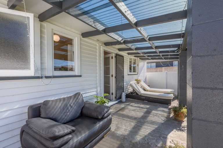 Photo of property in 73 Middle Road, Havelock North, 4130