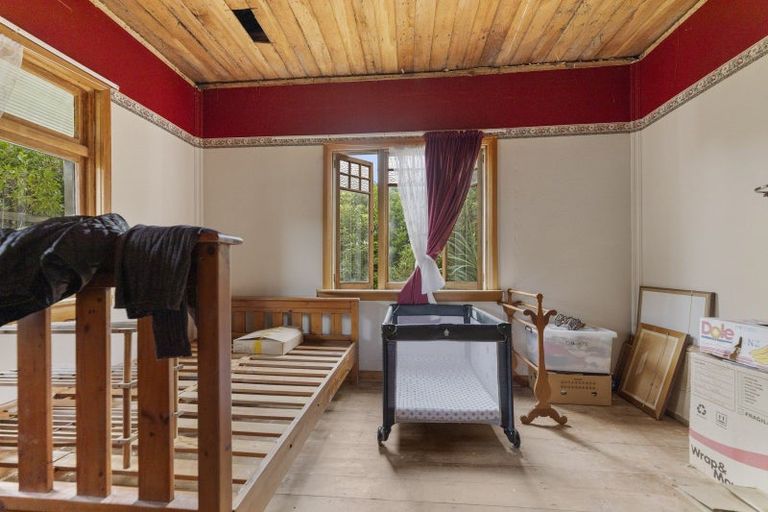 Photo of property in 19 Downes Road, Roseneath, Port Chalmers, 9023