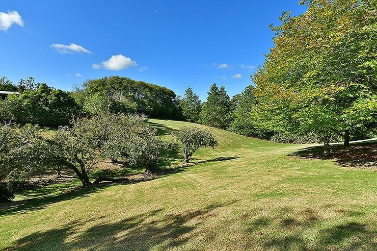 Photo of property in 191 Trigg Road, Kumeu, 0891