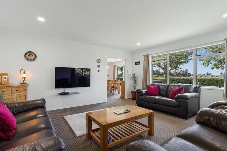 Photo of property in 119 Oriental Parade, Papamoa Beach, Papamoa, 3118
