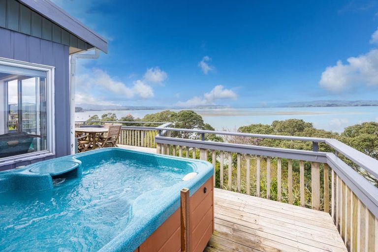 Photo of property in 102 Amopo Street, Kawhia, 3889