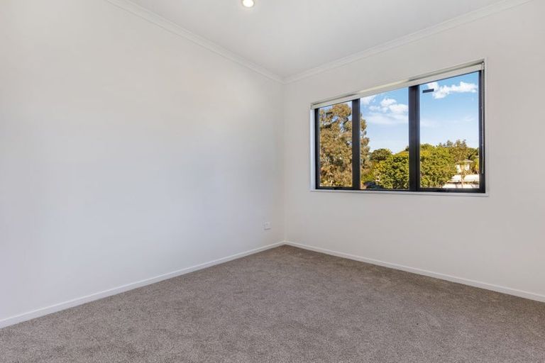 Photo of property in 64d Coxhead Road, Manurewa, Auckland, 2102