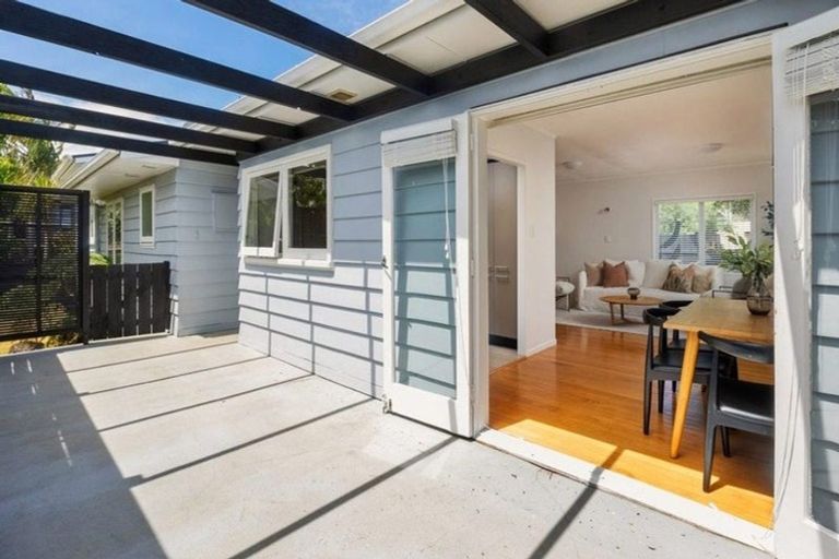 Photo of property in 9 Norrie Avenue, Mount Albert, Auckland, 1025