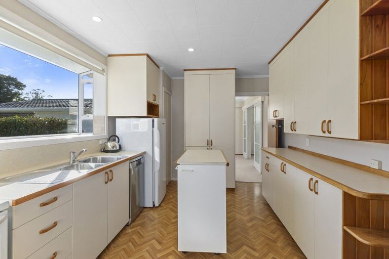 Photo of property in 51 Holdsworth Avenue, Trentham, Upper Hutt, 5018