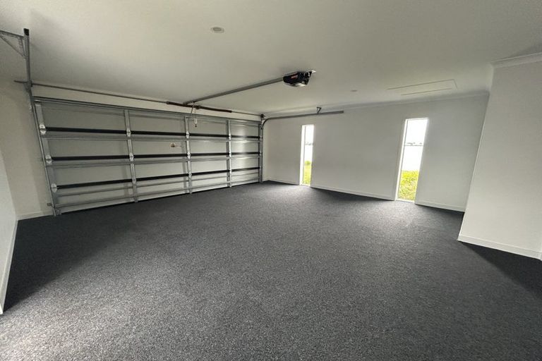 Photo of property in 10 Puroto Place, One Tree Point, 0118