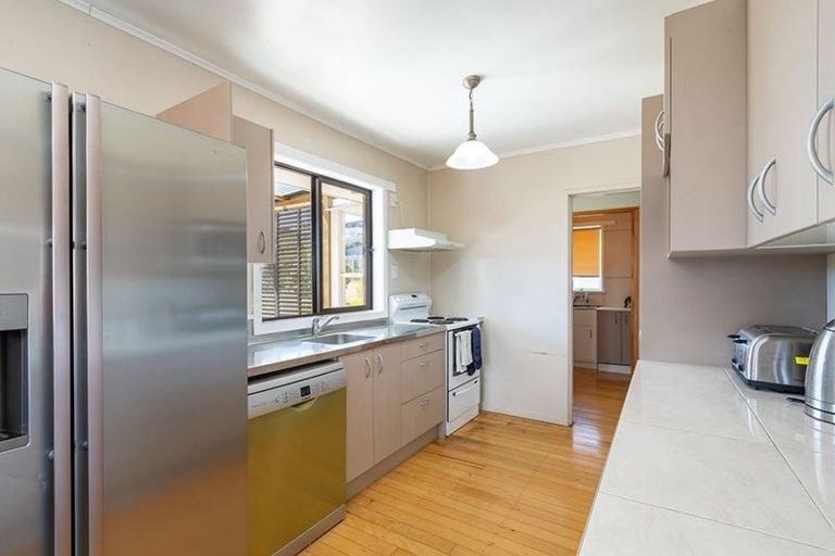 Photo of property in 11 Walton Avenue, Warkworth, 0910