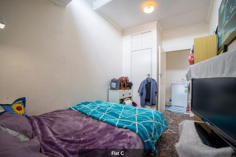 Photo of property in 90 Victoria Avenue, Palmerston North, 4410