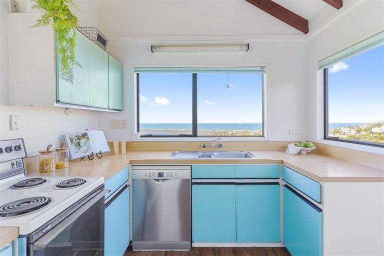 Photo of property in 155 Major Hornbrook Road, Mount Pleasant, Christchurch, 8081