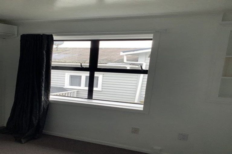 Photo of property in 21 Brandon Road, Glen Eden, Auckland, 0602