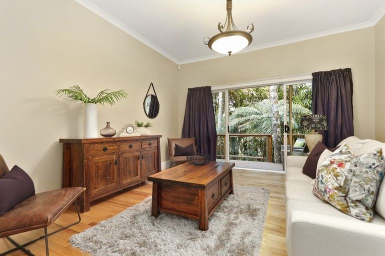 Photo of property in 783 Scenic Drive, Henderson Valley, Auckland, 0612