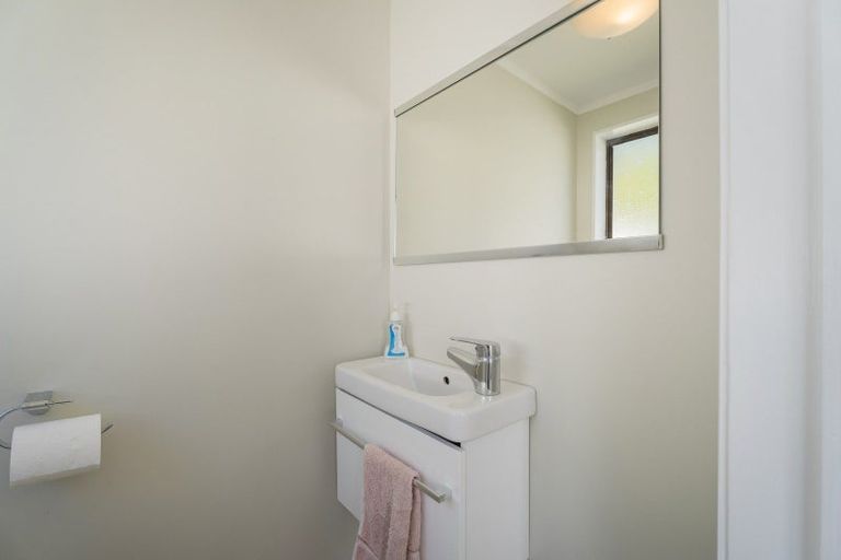 Photo of property in 66 Catherine Crescent, Whitianga, 3510