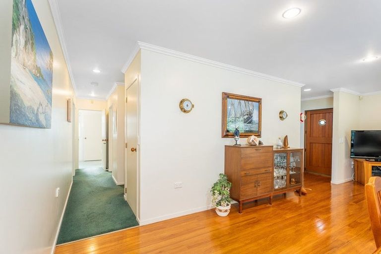 Photo of property in 7 Martin Place, Cooks Beach, Whitianga, 3591