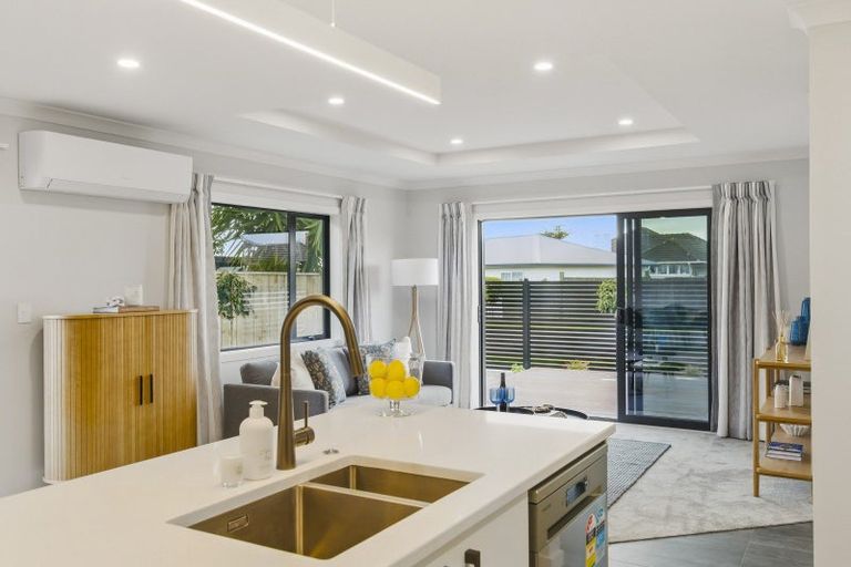 Photo of property in 42a Power Street, Levin, 5510