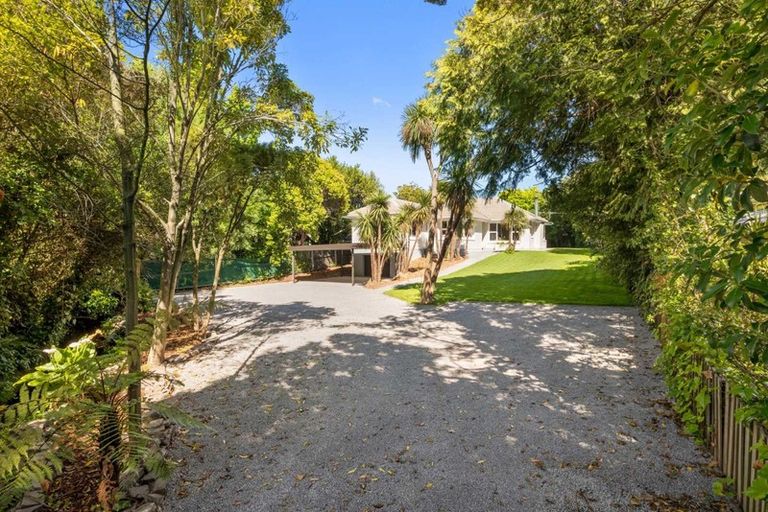 Photo of property in 518 Halswell Road, Halswell, Christchurch, 8025