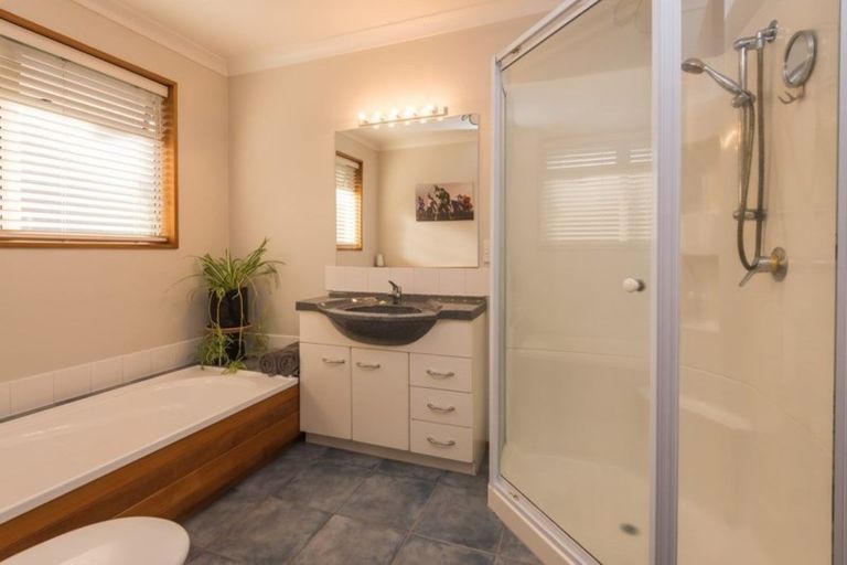 Photo of property in 12 Lexington Place, Shirley, Christchurch, 8061