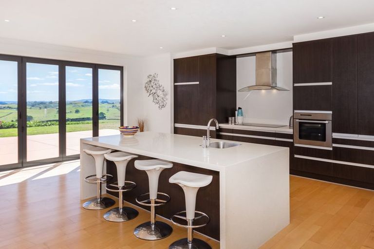 Photo of property in 5 Medhurst Road, Bombay, 2675