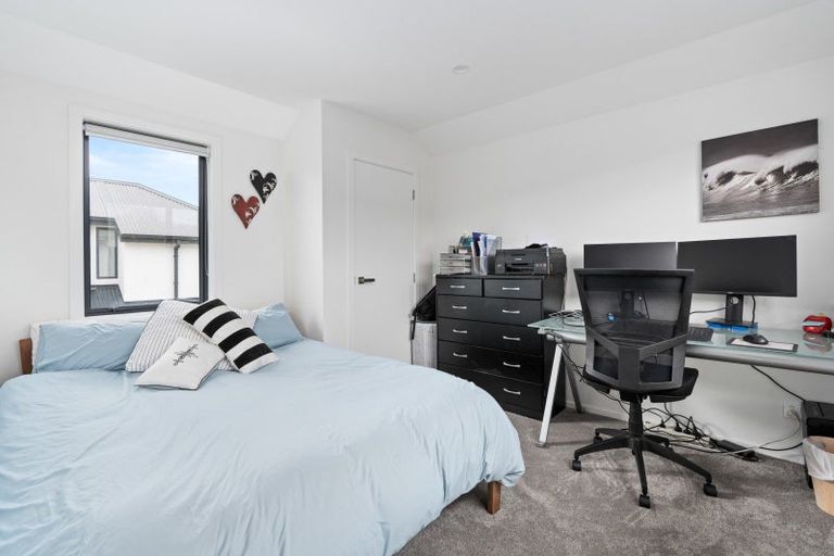 Photo of property in 1a Kings Avenue, South Dunedin, Dunedin, 9012