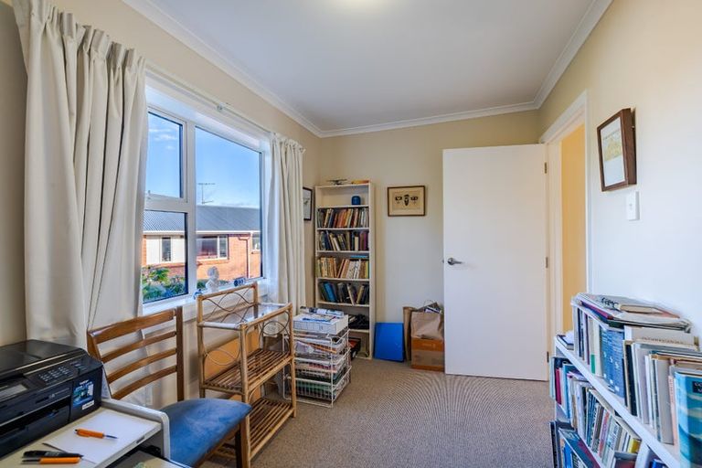 Photo of property in 16 Kenilworth Street, Waverley, Dunedin, 9013