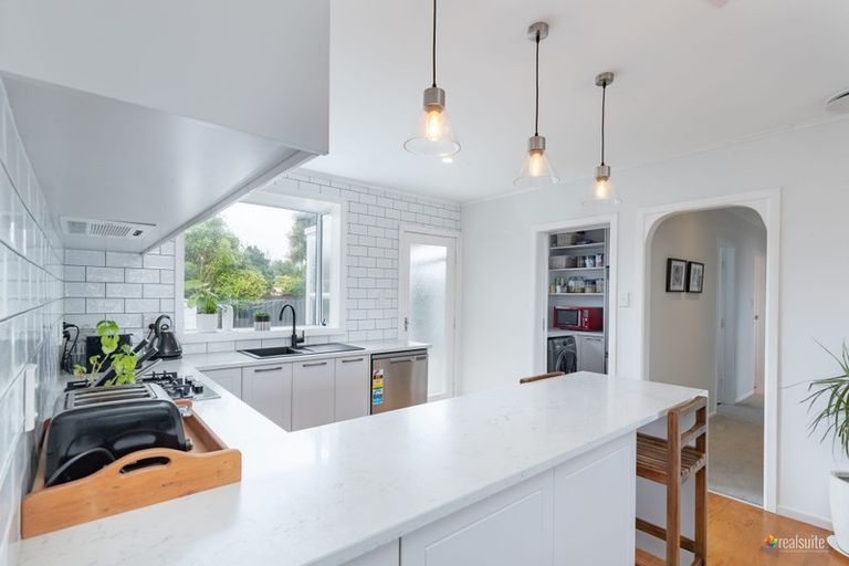 Photo of property in 6 Burns Grove, Trentham, Upper Hutt, 5018