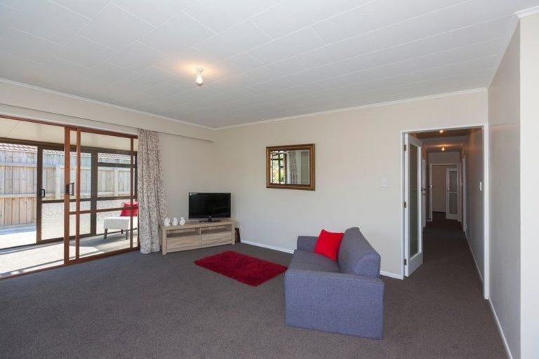 Photo of property in 2/21 Warrimoo Street, Paraparaumu, 5032