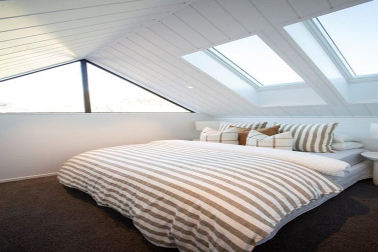 Photo of property in 4/11 Truscotts Road, Heathcote Valley, Christchurch, 8022