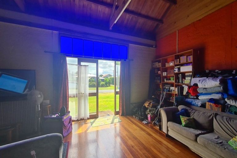 Photo of property in 48 Fox Street, Opunake, 4616