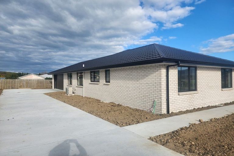 Photo of property in 8 Kahikatea Drive, East Gore, 9710