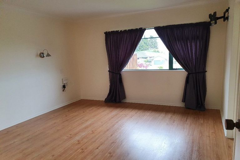 Photo of property in 42 Greenfield Drive, Western Heights, Hamilton, 3200