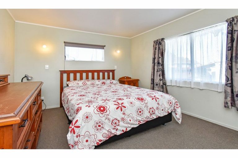 Photo of property in 37b Alma Crescent, Papakura, 2110