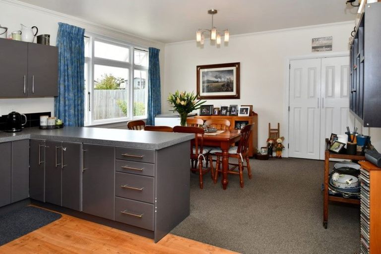 Photo of property in 14 Beach Street, Waikouaiti, 9510