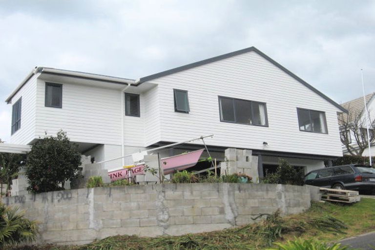 Photo of property in 21 Ridge Road, Tairua, 3508