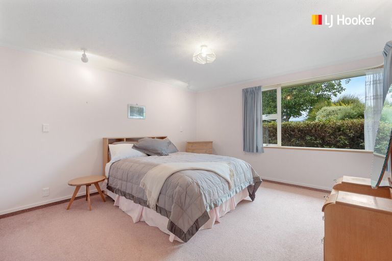 Photo of property in 20 Skerries Street, Outram, 9019