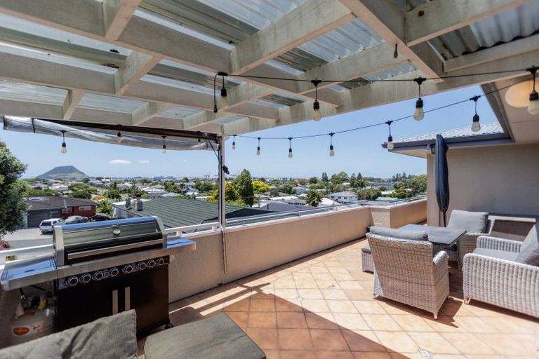 Photo of property in 4 Mana Street, Otumoetai, Tauranga, 3110