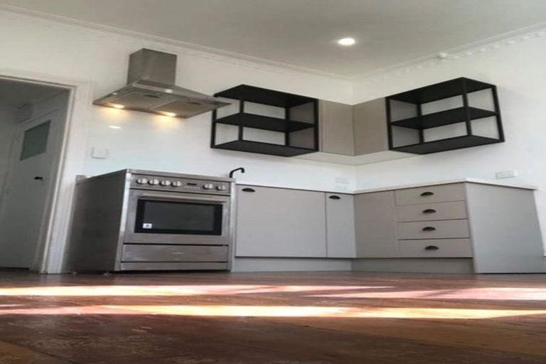 Photo of property in 64 Wallace Street, Mount Cook, Wellington, 6021