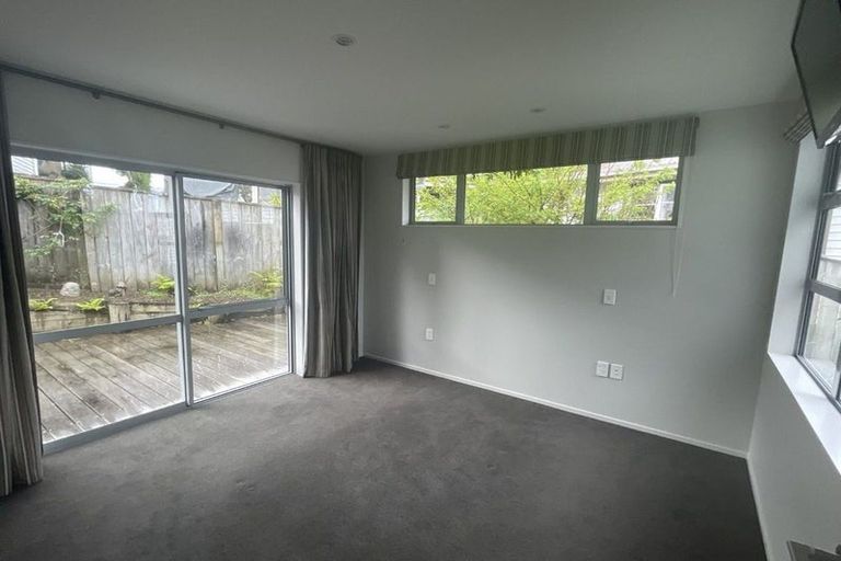 Photo of property in 48 Hebron Road, Waiake, Auckland, 0630