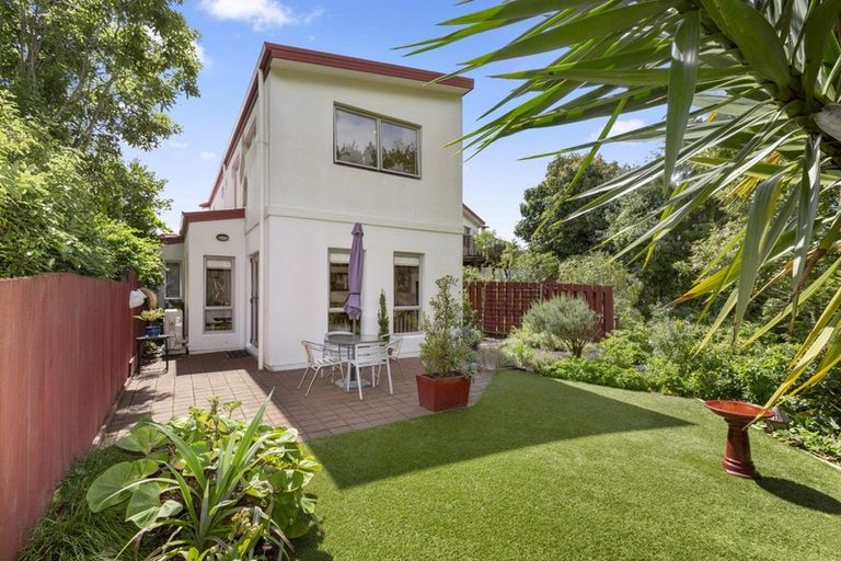 Photo of property in 10 Park Terrace, Hamilton Central, Hamilton, 3204