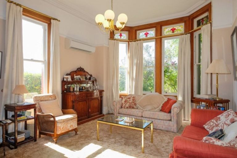 Photo of property in 62 Royal Terrace, Dunedin Central, Dunedin, 9016